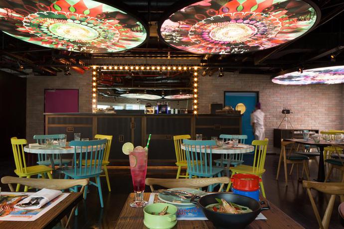 Imagen del bar/restaurante del Hotel Naumi Dubai. Foto 7