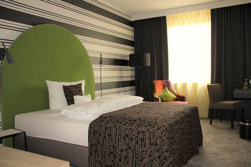 Imagen de la habitación del Hotel N&auml;gler&acute;s Fine Lounge. Foto 4