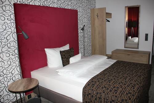 Imagen de la habitación del Hotel N&auml;gler&acute;s Fine Lounge. Foto 9