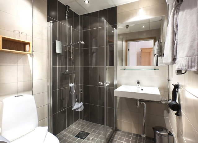 Imagen de la habitación del Hotel N&auml;sby Slott. Foto 7
