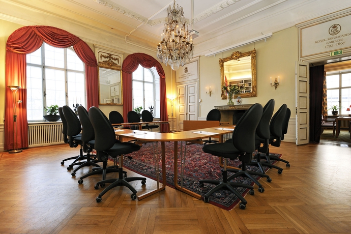 Imagen de los interiores del Hotel N&auml;sby Slott. Foto 15