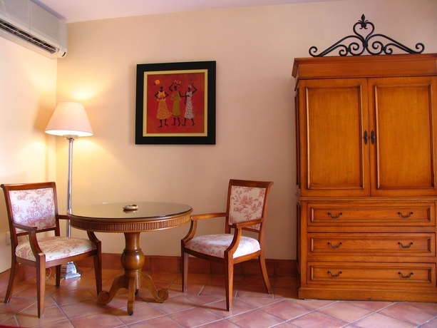 Imagen de los interiores del Hotel Na'ura Centro. Foto 16