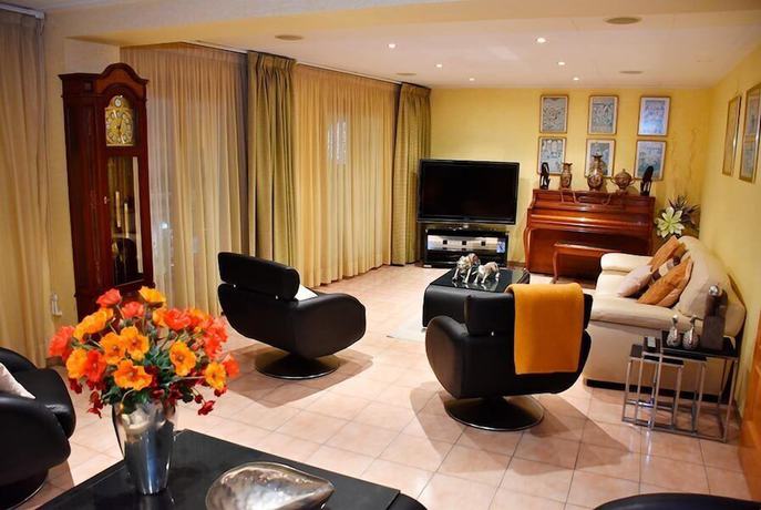 Imagen del bar/restaurante del Hotel Nauta. Foto 3