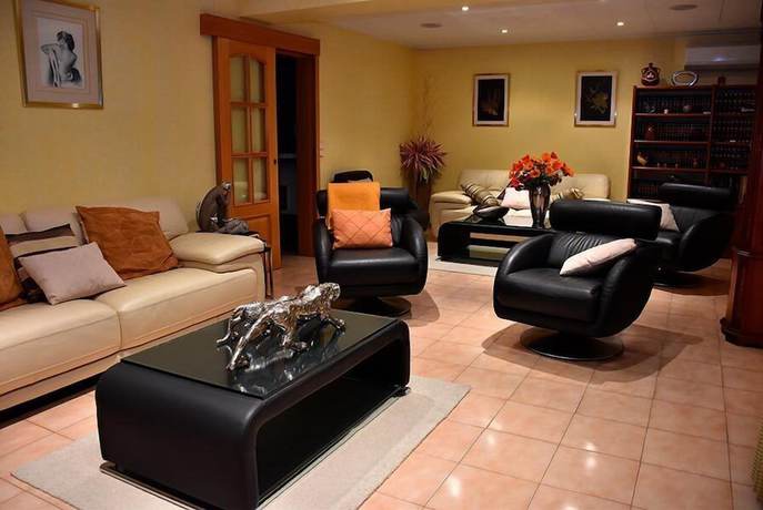 Imagen de los interiores del Hotel Nauta. Foto 16