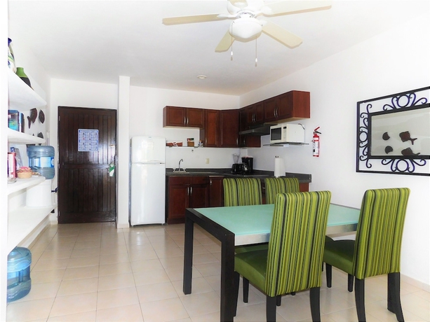 Imagen de la habitación del Hotel Nautibeach Condos. Foto 10