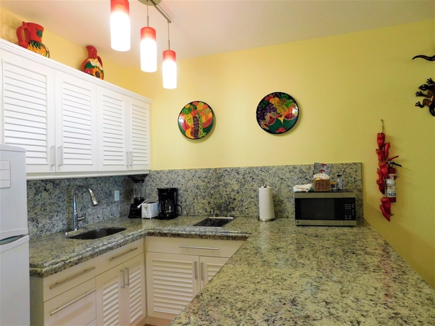 Imagen de la habitación del Hotel Nautibeach Condos. Foto 11
