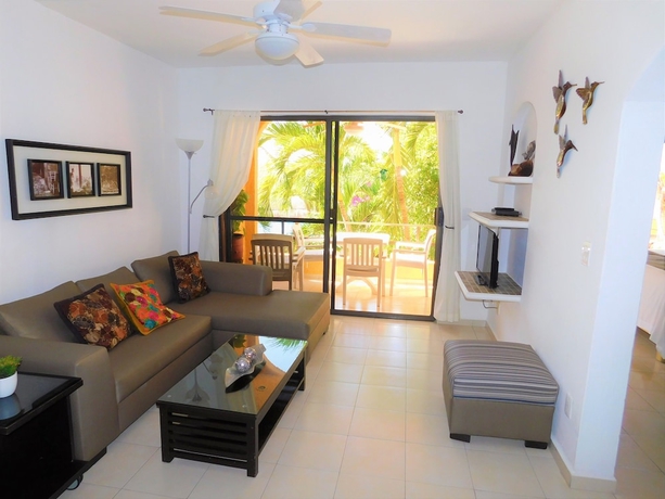 Imagen de la habitación del Hotel Nautibeach Condos. Foto 15