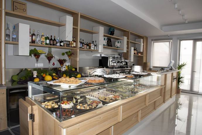 Imagen del bar/restaurante del Hotel Nautic, Lampedusa. Foto 3