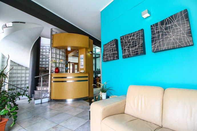 Imagen de los interiores del Hotel Nautic, Lampedusa. Foto 15