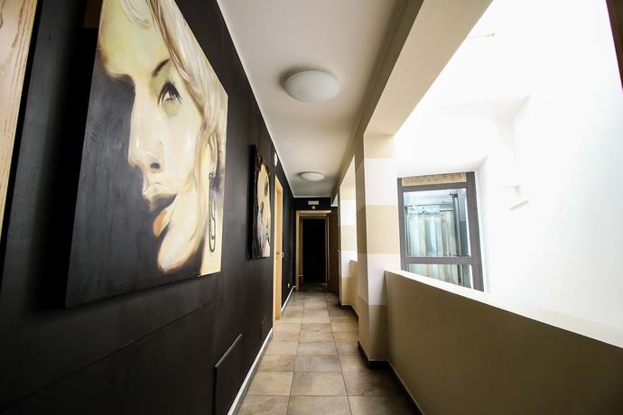 Imagen de los interiores del Hotel Nautic, Lampedusa. Foto 16