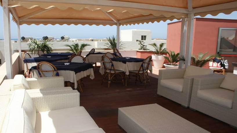 Imagen de los exteriores del Hotel Nautic, Lampedusa. Foto 14