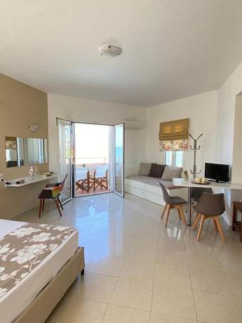 Imagen de la habitación del Hotel Nautica Apartments, Stavromenos. Foto 10