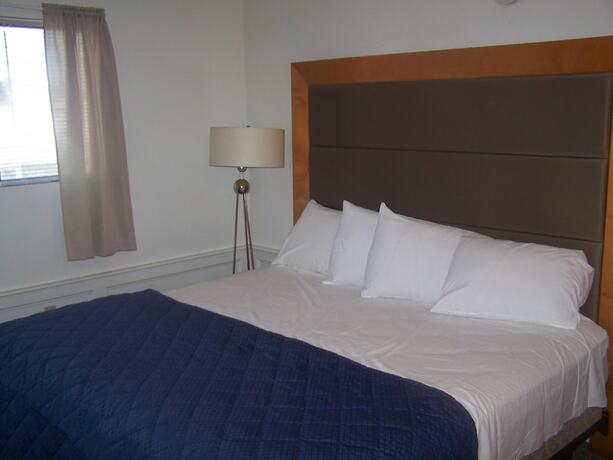 Imagen general del Hotel Nautical Beach Properties. Foto 8