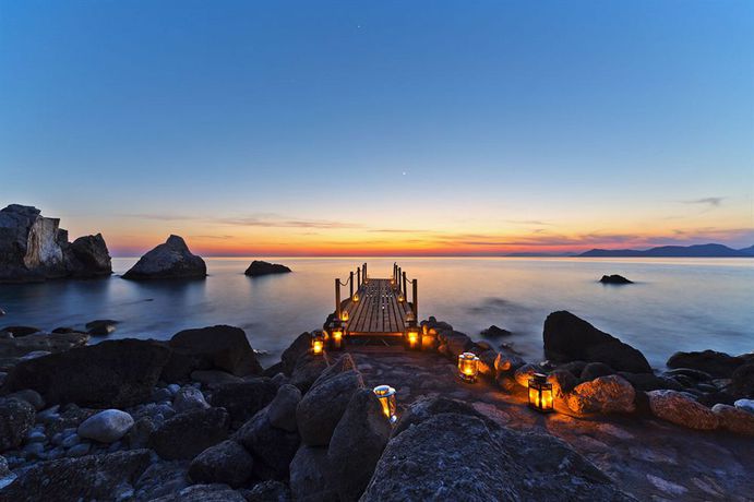 Imagen de los exteriores del Hotel Nautical Faralya. Foto 13