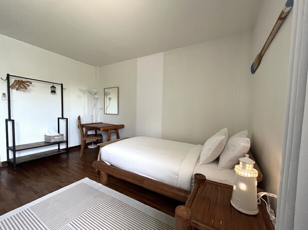 Imagen general del Hotel Nautical Home Bed and Breakfast Khaolak. Foto 6
