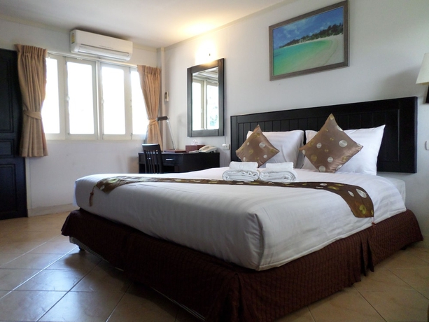 Imagen de la habitación del Hotel Nautical Inn. Foto 9