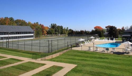Imagen general del Hotel Nautical Mile Resort. Foto 1