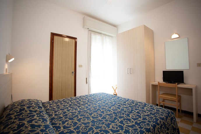 Imagen de la habitación del Hotel Nautico, Cattolica. Foto 12