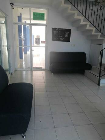 Imagen general del Hotel Nautico Confort. Foto 4