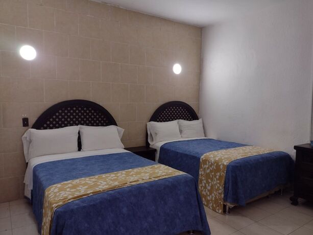 Imagen de la habitación del Hotel Nautico Confort. Foto 15