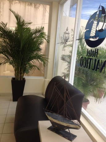 Imagen de los interiores del Hotel Nautico Inn. Foto 19