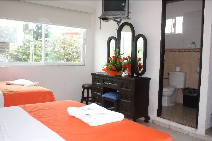 Imagen de la habitación del Hotel Nautico Inn. Foto 3