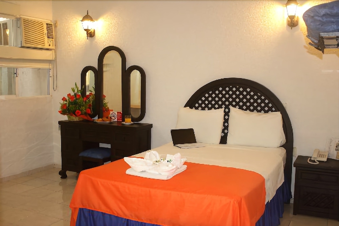Imagen de la habitación del Hotel Nautico Inn. Foto 4
