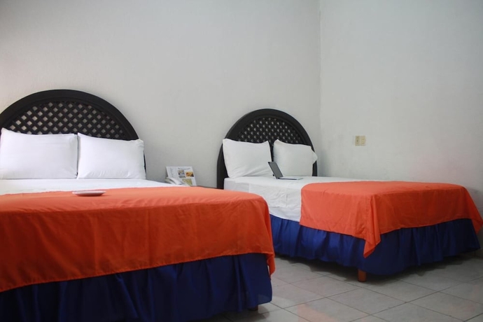 Imagen de la habitación del Hotel Nautico Inn. Foto 8