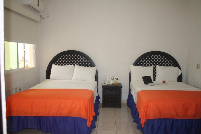 Imagen de la habitación del Hotel Nautico Inn. Foto 9