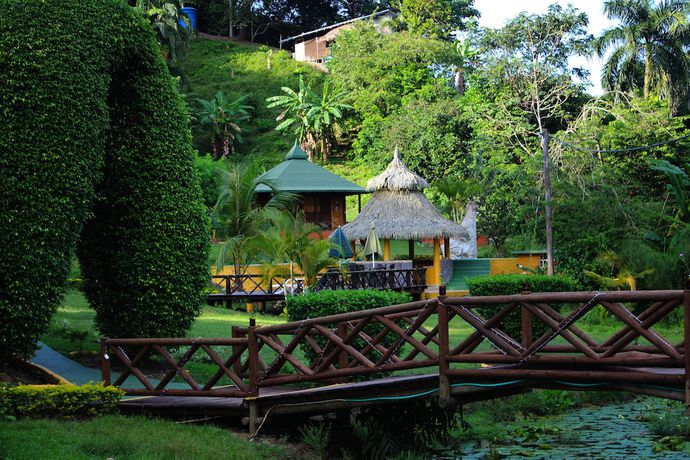 Imagen de los interiores del Hotel Nautilos Trigana. Foto 17