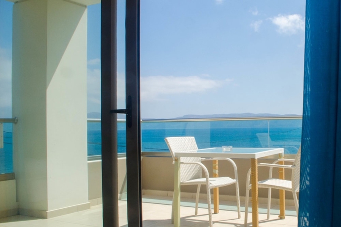 Imagen de la habitación del Hotel Nautilus Bay. Foto 14