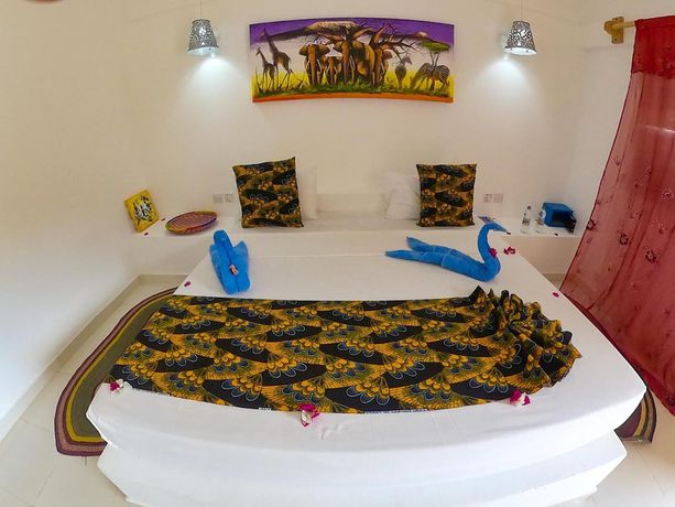 Imagen de la habitación del Hotel Nautilus Boutique. Foto 13