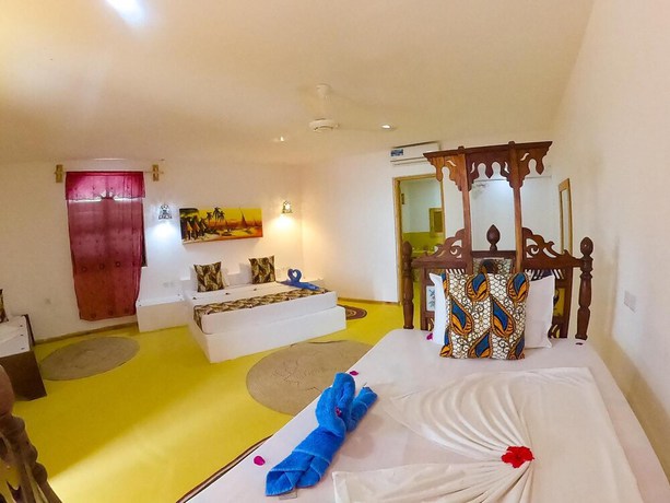 Imagen de la habitación del Hotel Nautilus Boutique. Foto 16