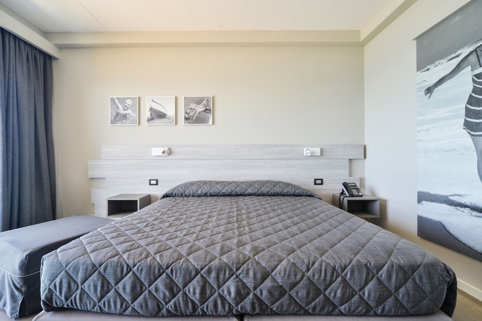 Imagen de la habitación del Hotel Nautilus Family. Foto 9