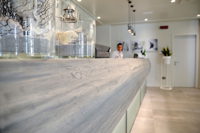 Imagen de los interiores del Hotel Nautilus Family. Foto 14