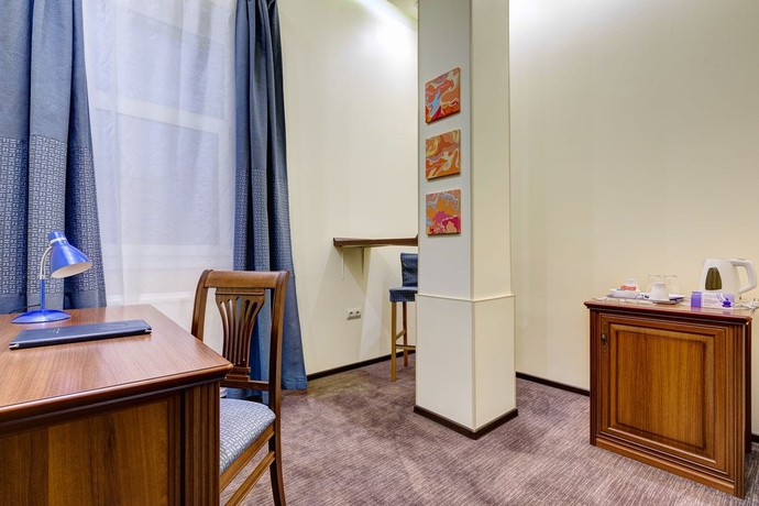 Imagen de la habitación del Hotel Nautilus Inn Mini-hotel. Foto 10