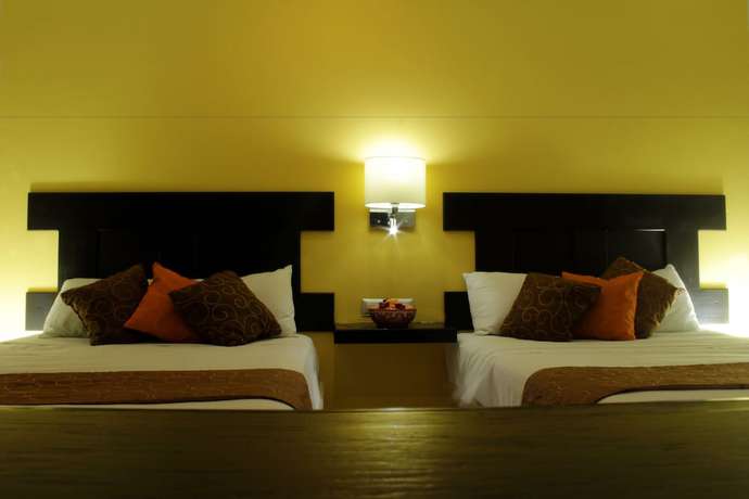 Imagen de la habitación del Hotel Nautilus, Playa del Carmen. Foto 15