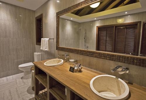Imagen de la habitación del Hotel Nautilus Resort. Foto 7