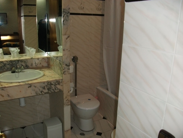 Imagen de la habitación del Hotel Nautilus, Roses. Foto 9