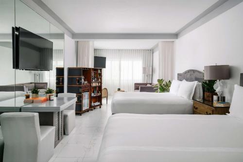 Imagen de la habitación del Hotel Nautilus Sonesta Miami Beach. Foto 15