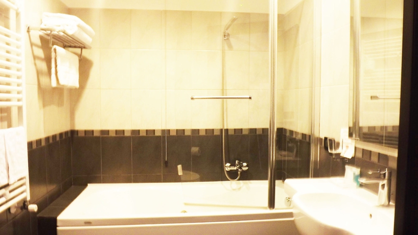 Imagen de la habitación del Hotel Nautilus, Via Cola del Rienzo. Foto 16