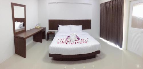 Imagen de la habitación del Hotel Nava Grand. Foto 8