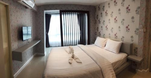 Imagen de la habitación del Hotel Nava Grand. Foto 9