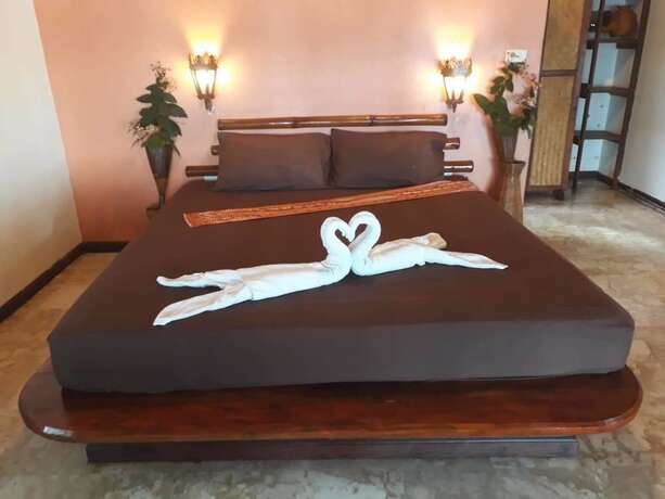 Imagen de la habitación del Hotel Nava Resort. Foto 14