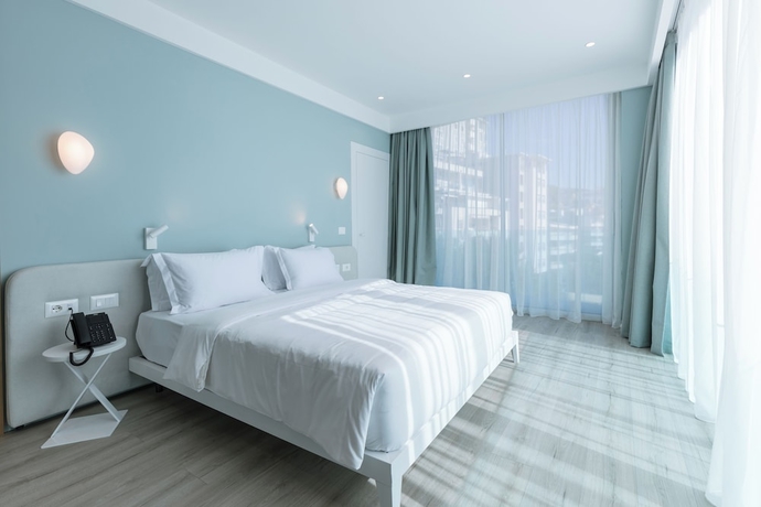 Imagen de la habitación del Hotel Nava Star. Foto 5
