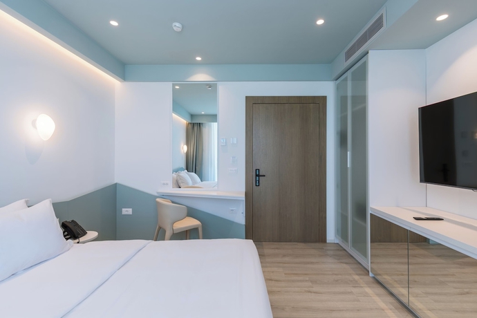 Imagen de la habitación del Hotel Nava Star. Foto 11