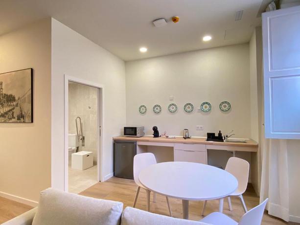 Imagen general del Hotel Nava Suites. Foto 8