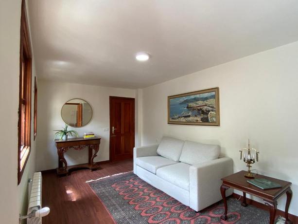 Imagen general del Hotel Nava Suites. Foto 10