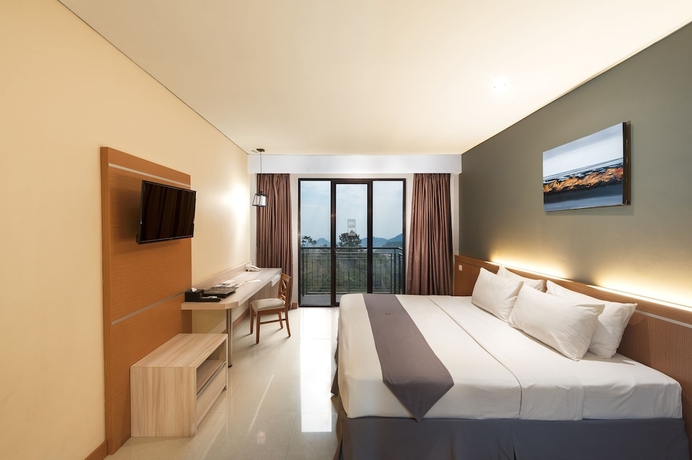Imagen de la habitación del Hotel Nava Tawangmangu. Foto 5