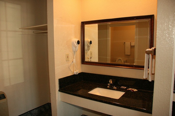 Imagen de la habitación del Hotel Navajo Lodge. Foto 18
